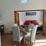 W15 Apartman