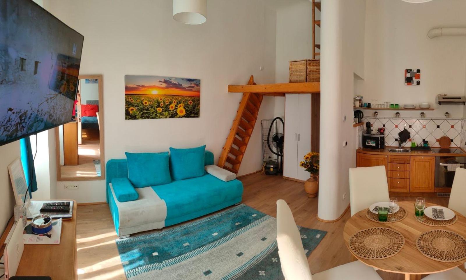 W15 Budapeste